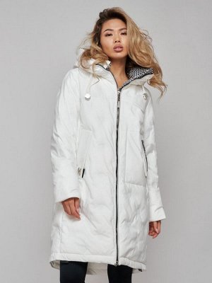 Пальто утепленное молодежное зимнее женское белого цвета 59122Bl