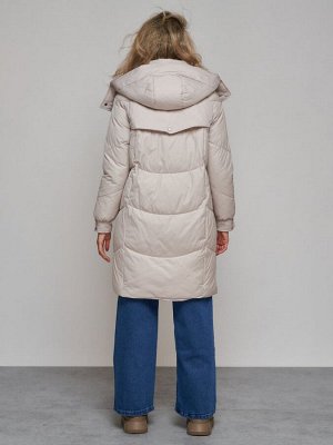 Пальто утепленное молодежное зимнее женское светло-серого цвета 52321SS