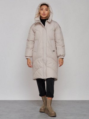 Пальто утепленное молодежное зимнее женское светло-серого цвета 52323SS