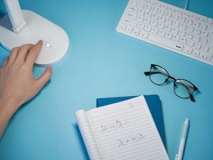 FETTAGG, Светодиодная рабочая лампа с регулируемой яркостью