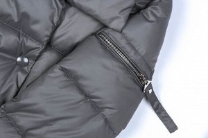 Пальто Элегантное женское зимнее пальто - это именно то, чего нам так не хватает в холодном сезоне. Модель А-силуэта, покрой рукава - втачной, застежка на 2-ой ряд кнопок. Обьемный воротник красиво ло