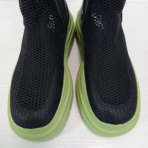 Ботинки летние в сетку на зеленой подошве