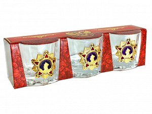 Стопки «Орден Нахимова», – подарочная серия, декорированная наградой, которая сегодня считается большой редкостью