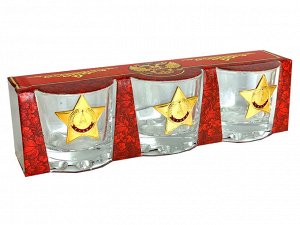 Стопки в наборе «Орден Славы», – гармоничное сочетание холодного блеска стекла и теплого мерцания золоченых наград