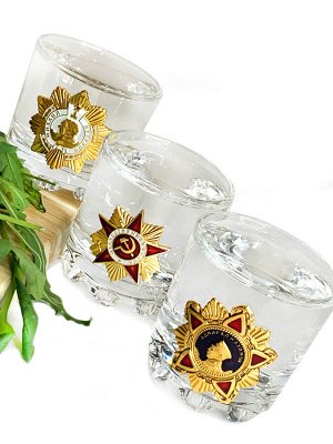 Набор стопок «Ордена эпохи СССР», – максимальное удовольствие употребления чистых напитков и слоистых модных шотов