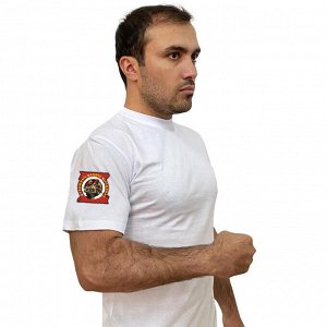 Белая футболка с термопринтом "Отважные Zадачу Vыполнят" на рукаве, (тр. №84)