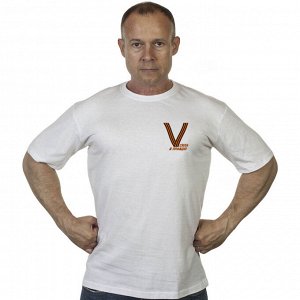 Белая футболка со знаком V, – наVести мир и порядок (тр 25)