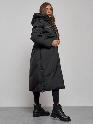 Пальто утепленное молодежное зимнее женское черного цвета 52356Ch