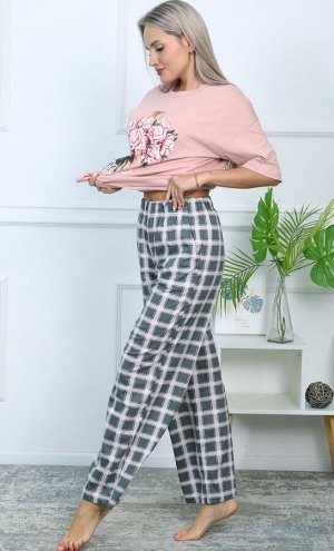 Костюм женский