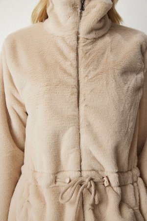 Женское плюшевое пальто оверсайз на молнии бежевого цвета RV00149