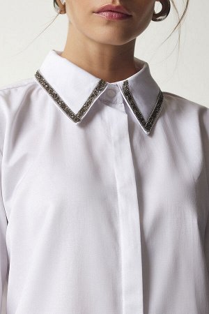 Женская белая стильная рубашка из поплина с каменной вышивкой FN03126