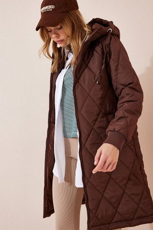 Женское коричневое стеганое пальто с капюшоном DD00996