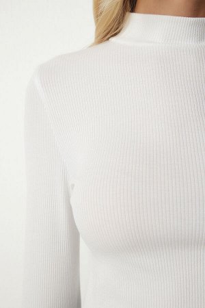 Женская белая укороченная блузка в рубчик с высоким воротником и высоким воротником ub00175