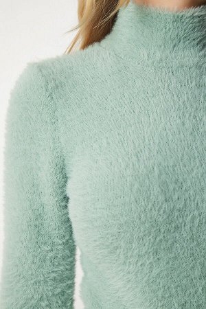 Женская зеленая водолазка с бородой и трикотажным свитером NF00071