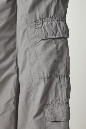 Женские серые узкие брюки-карго с карманами UT00004