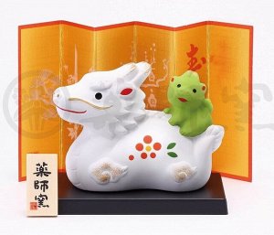 MATSUMOTO - фигурка белого дракона с зеленым дракончиком на спине
