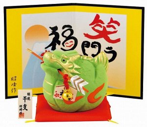 MATSUMOTO - фигурка зеленого дракона со стрелой и ширмой