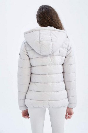 Водоотталкивающее ветрозащитное пальто DeFactoFit Slim Fit с капюшоном
