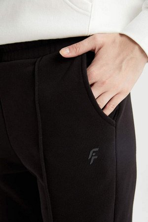 Базовые спортивные штаны стандартного кроя DeFactoFit с кружевом на талии