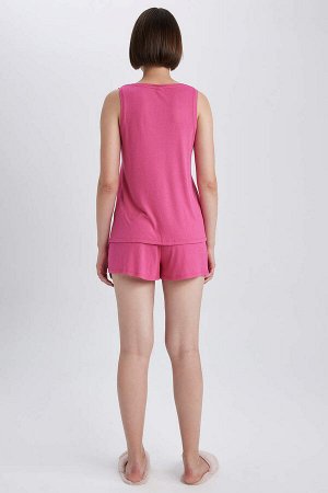 Пижамный комплект со спортивными шортами Fall in Love стандартного кроя