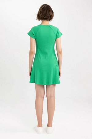 Мини-платье Cool с круглым вырезом в рубчик и короткими рукавами