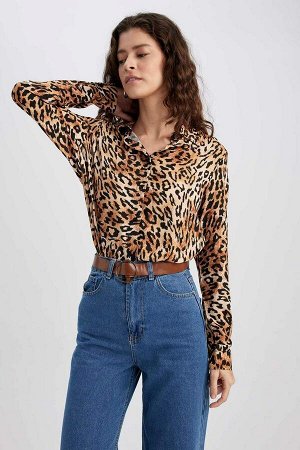 Рубашка стандартного кроя с длинными рукавами и леопардовым узором