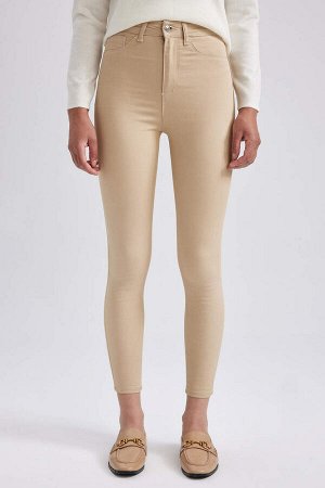 Узкие длинные джинсовые брюки скинни-джеггинсы с высокой талией и длинными штанинами
