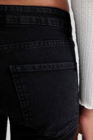 Джинсовые брюки узкого кроя с высокой талией длиной до щиколотки
