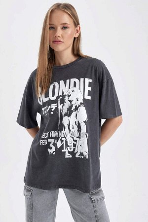 Моющаяся футболка Cool Blondie Oversize с круглым вырезом из 100 % хлопка с короткими рукавами и эффектом выцветания
