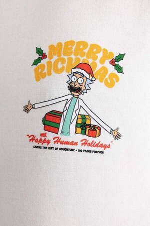 Удобная футболка из плотной ткани с короткими рукавами и принтом с круглым вырезом и рождественской тематикой «Рик и Морти»