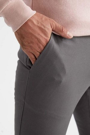 Прямые брюки-чинос из габардина прямого кроя из парусины