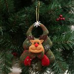Елочная игрушка новогодний олень на елке