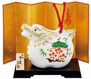 MATSUMOTO - фигурка белого дракона с колокольчиком и ширмой