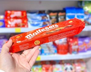 Хрустящее печенье покрытое молочным шоколадом Maltesers Biscuits / Мальтизерс 110 гр