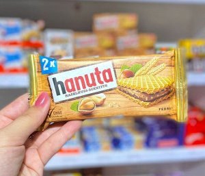 Вафельный батончик с шоколадной начинкой и орехами Hanuta / Ханута 44 гр