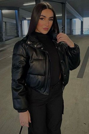 Черное женское укороченное базовое кожаное пальто Mg1380