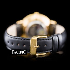 Часы  PACIFIC