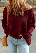 Бордовый свитер свободного кроя с нагрудным карманом