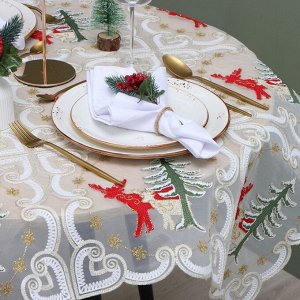 Скатерть новогодняя Этель "Сказочная" с вышивкой 85*85 ±5 см, 100% п/э