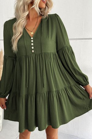 Зеленое многоярусное платье с V-образным вырезом и длинным рукавом