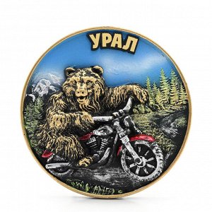 Магнит литой цветной "Медведь на мотоцикле" 67*67мм