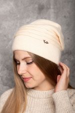 Женская шапка