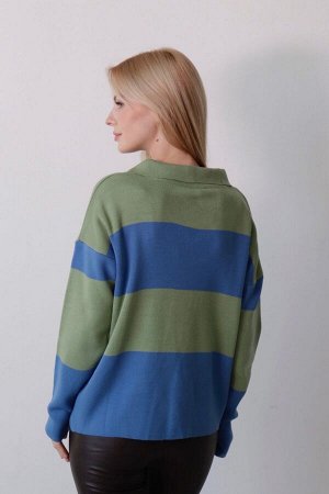 Пуловер с воротником сине-зелёный
