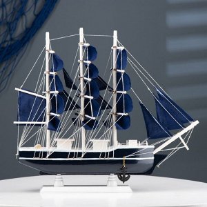Сувенирная модель корабля «Диана», трехмачтовый с синими парусами, 40x9x36 см