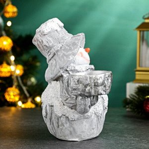 Подсвечник на 1 свечу «Снеговичок», полистоун, 13x15 см
