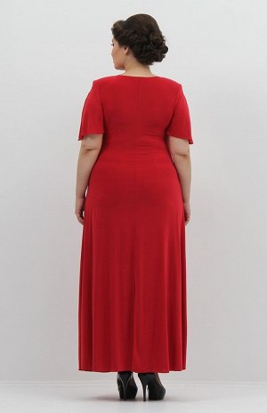 Красный Оригинальное платье максимальной длины с декоративным элементом - "ромб", расположенным под грудью. Легкая присборенность по центру образует красивую драпировку и маскирует нюансы фигуры. Фасо