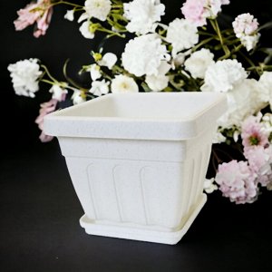 Горшок для цветов Ирис квадратный 2,4 л. (с поддоном), белый, пластик