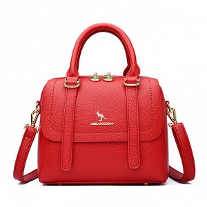 Женская повседневная сумка из эко кожи с перфорацией и брелоком, цвет красный