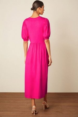 Розовое платье из микса трикотажной ткани.