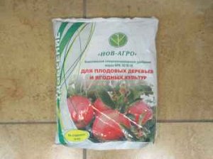 Удобр Плодовые деревья и ягодные культуры 0,9кг (1уп30шт) Нов-Агро
